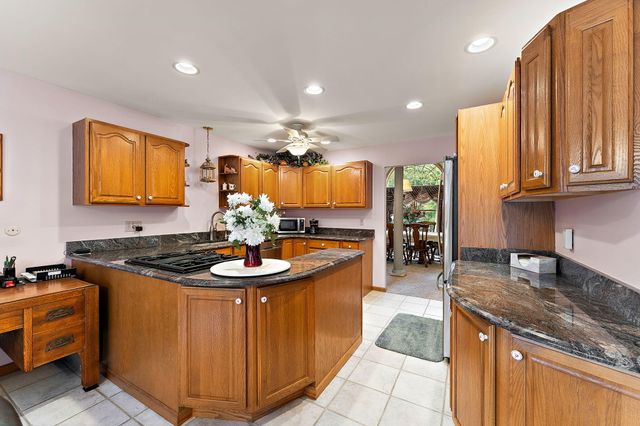 14807 Reeder Road, Crown Point, IN 46307
