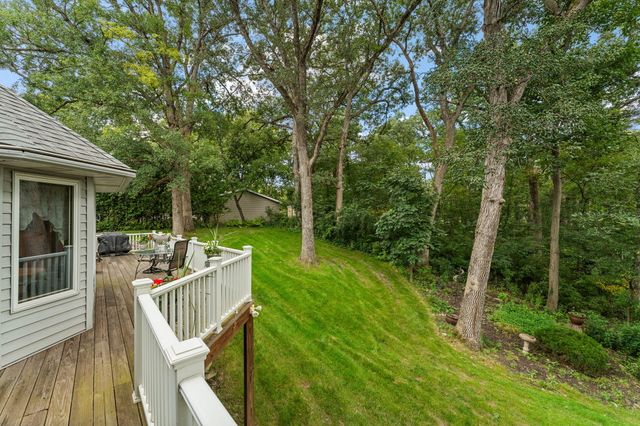 14807 Reeder Road, Crown Point, IN 46307