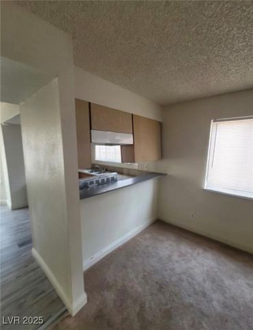 6444 Deadwood Road, Las Vegas, NV 89108