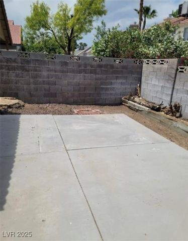 6444 Deadwood Road, Las Vegas, NV 89108