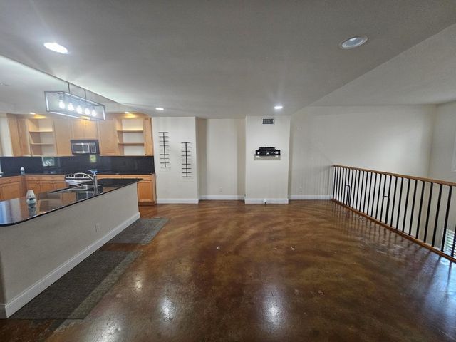 812 SW 4th Avenue 8, Fort Lauderdale, FL 33315