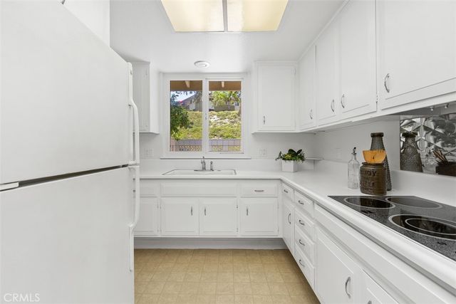 30 Calle Aragon A, Laguna Woods, CA 92637