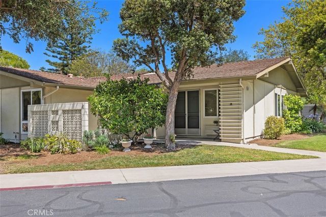30 Calle Aragon A, Laguna Woods, CA 92637