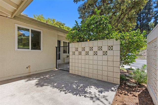 30 Calle Aragon A, Laguna Woods, CA 92637