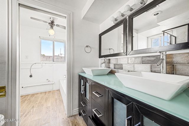 3612 W LONE CACTUS Drive, Glendale, AZ 85308