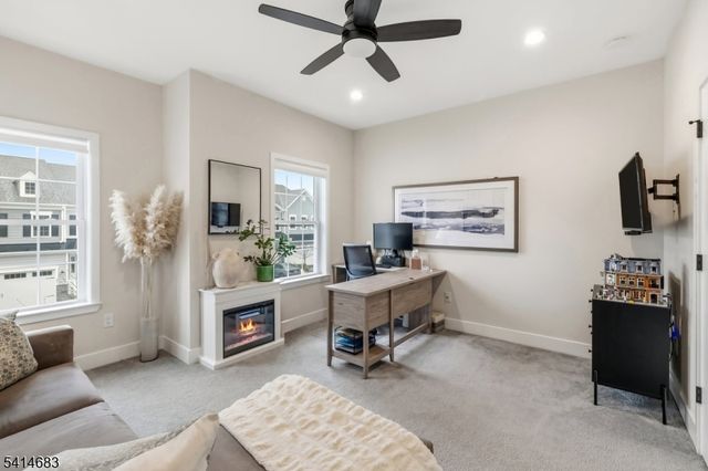 24 Aspen Dr, Cedar Grove Twp., NJ 07009