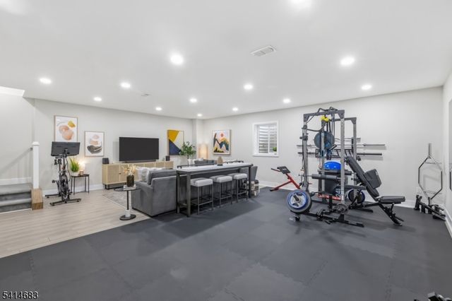 24 Aspen Dr, Cedar Grove Twp., NJ 07009