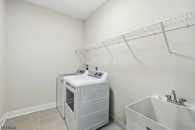 24 Aspen Dr, Cedar Grove Twp., NJ 07009