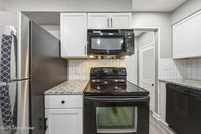 10501 Blue Lick Rd, Louisville, KY 40229