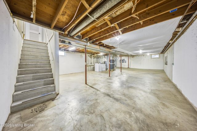 10501 Blue Lick Rd, Louisville, KY 40229