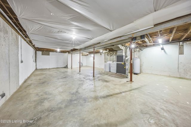 10501 Blue Lick Rd, Louisville, KY 40229