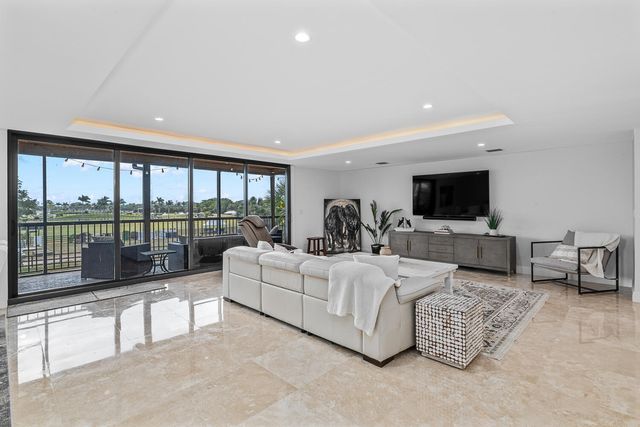 2785 Polo Island Drive J301, Wellington, FL 33414