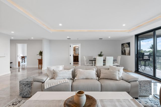 2785 Polo Island Drive J301, Wellington, FL 33414