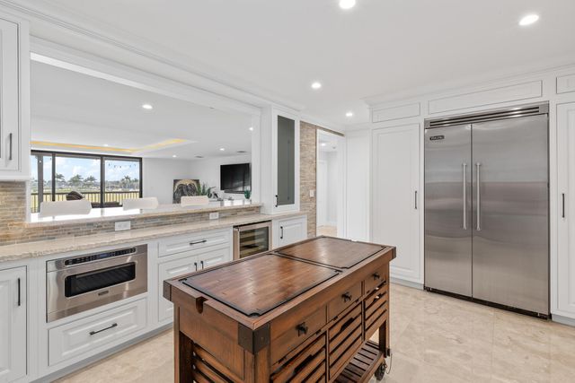 2785 Polo Island Drive J301, Wellington, FL 33414