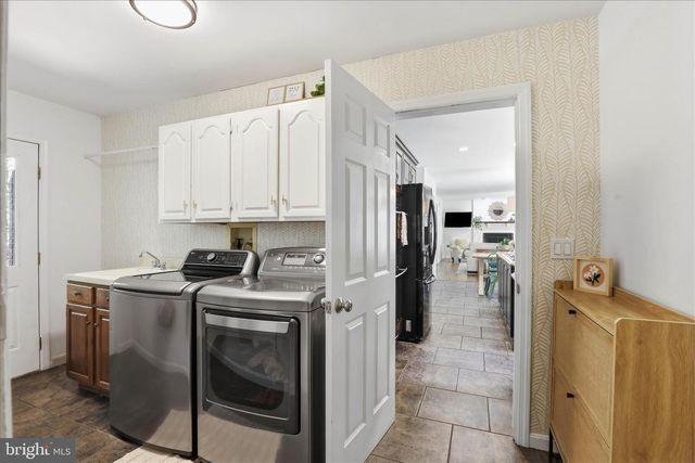 2429 FRUITVILLE PIKE, Lancaster, PA 17601