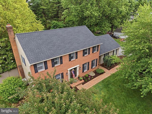 2429 FRUITVILLE PIKE, Lancaster, PA 17601