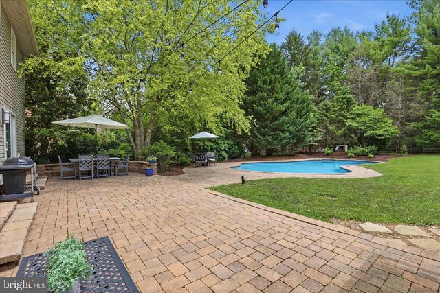 2429 FRUITVILLE PIKE, Lancaster, PA 17601