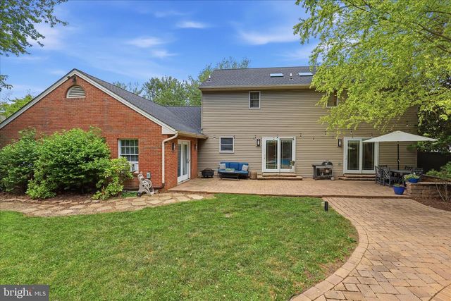2429 FRUITVILLE PIKE, Lancaster, PA 17601