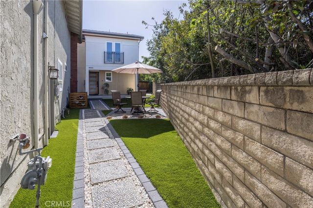 19429 Singing Hills Drive, Porter Ranch, CA 91326