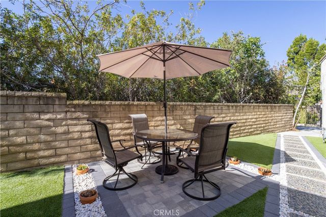 19429 Singing Hills Drive, Porter Ranch, CA 91326