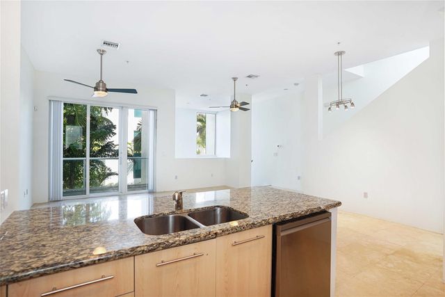 741 NE 4th Avenue 741, Fort Lauderdale, FL 33304