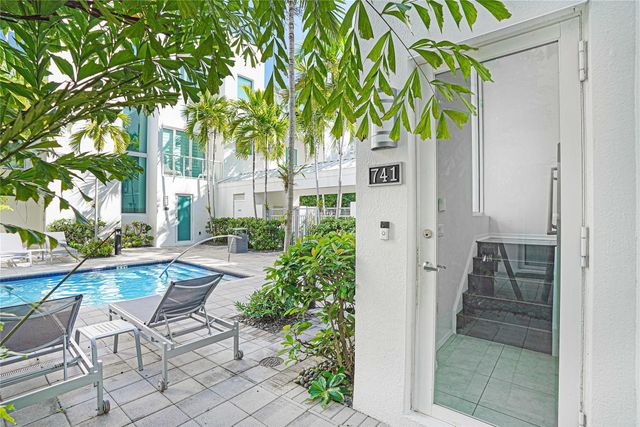 741 NE 4th Avenue 741, Fort Lauderdale, FL 33304