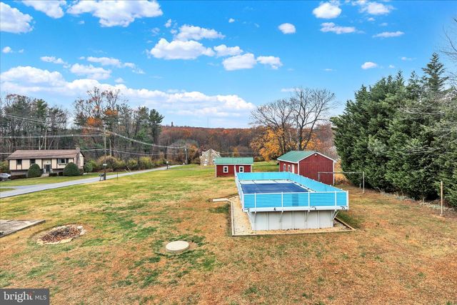 2565 HILL RD, Reading, PA 19606