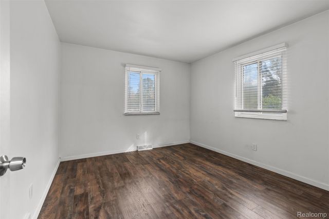 8550 33 Mile Road, Bruce Township, MI 48065