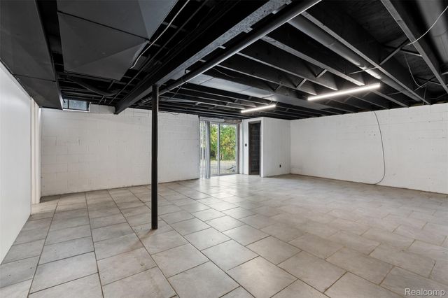 8550 33 Mile Road, Bruce Township, MI 48065