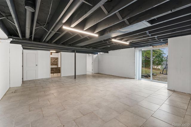 8550 33 Mile Road, Bruce Township, MI 48065