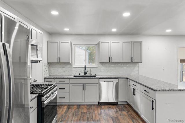 8550 33 Mile Road, Bruce Township, MI 48065