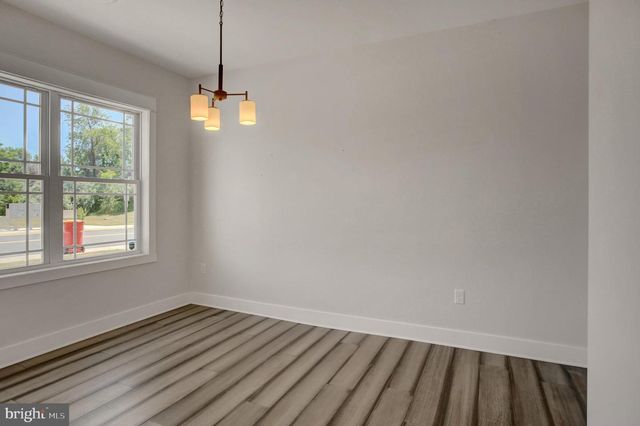 103 BLACKBIRD LN, Shippensburg, PA 17257