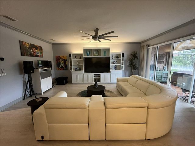 6741 VISTA DEL LAGO AVENUE, Land O Lakes, FL 34637