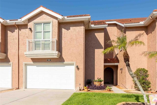 6741 VISTA DEL LAGO AVENUE, Land O Lakes, FL 34637