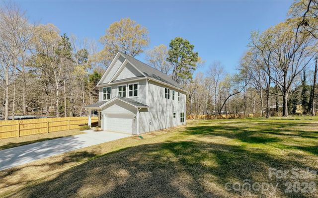 14139 Asbury Drive, Huntersville, NC 28078