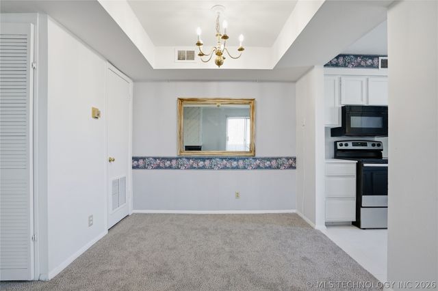 7325 S Yale Avenue 213, Tulsa, OK 74136