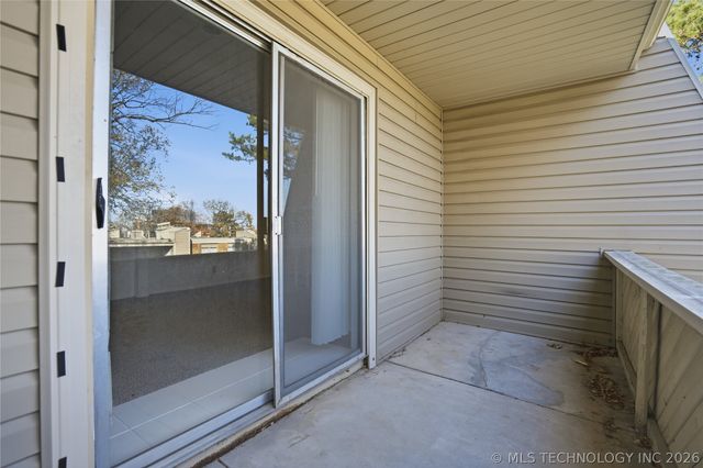 7325 S Yale Avenue 213, Tulsa, OK 74136