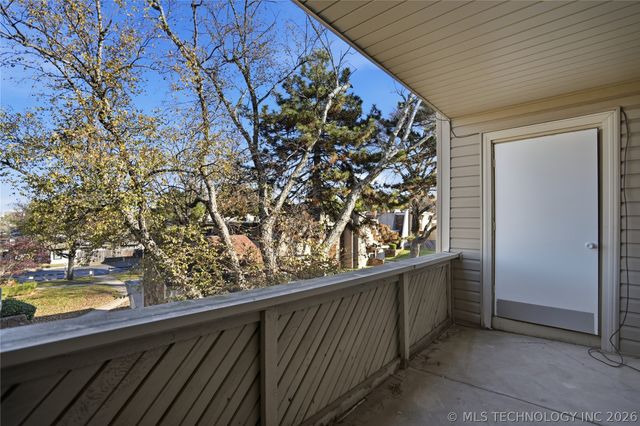 7325 S Yale Avenue 213, Tulsa, OK 74136