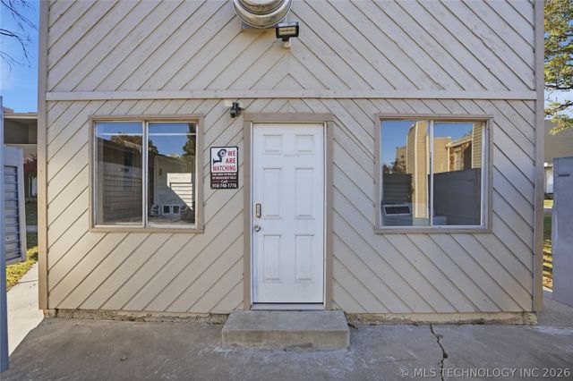 7325 S Yale Avenue 213, Tulsa, OK 74136