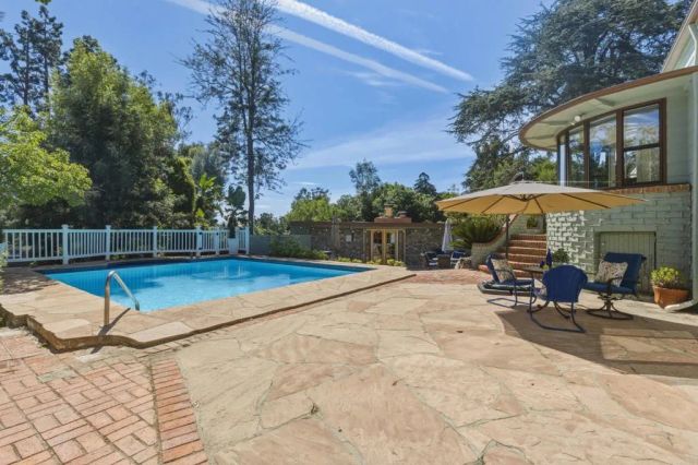10011 Fuerte Drive, La Mesa, CA 91941