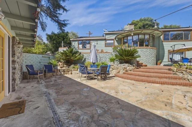 10011 Fuerte Drive, La Mesa, CA 91941
