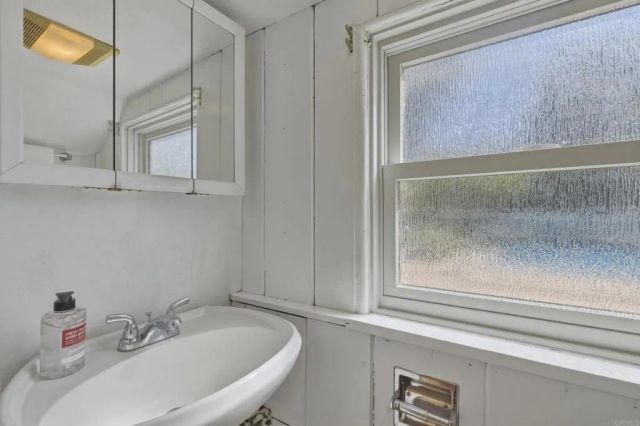 10011 Fuerte Drive, La Mesa, CA 91941