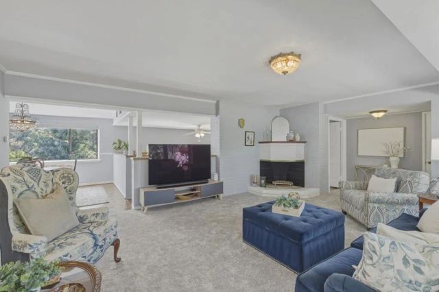 10011 Fuerte Drive, La Mesa, CA 91941