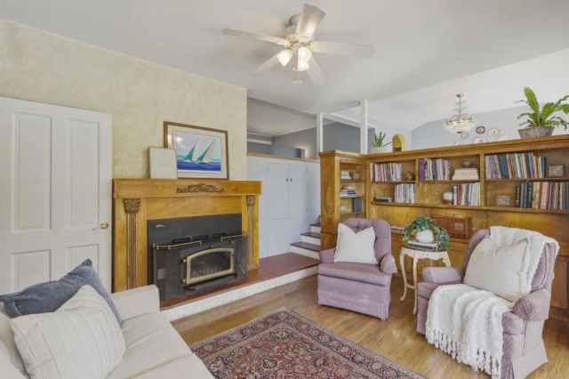 10011 Fuerte Drive, La Mesa, CA 91941