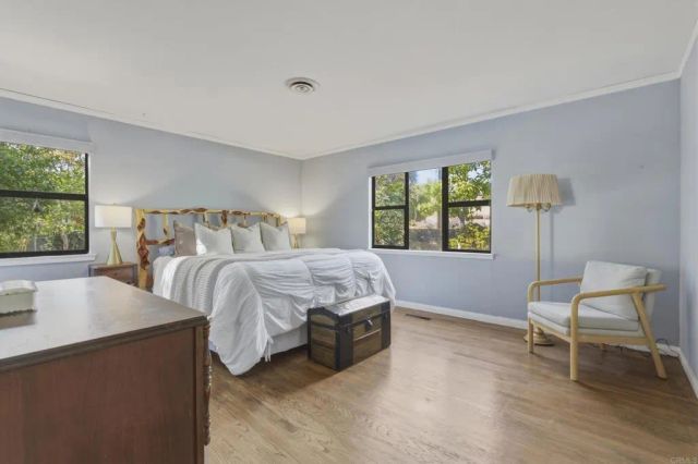 10011 Fuerte Drive, La Mesa, CA 91941