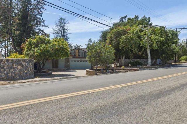 10011 Fuerte Drive, La Mesa, CA 91941