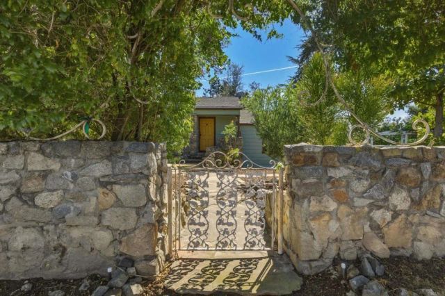 10011 Fuerte Drive, La Mesa, CA 91941