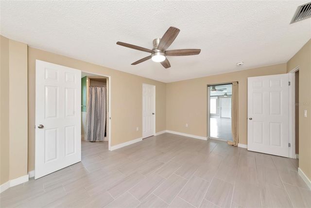 6211 CANARY STREET, Sarasota, FL 34241