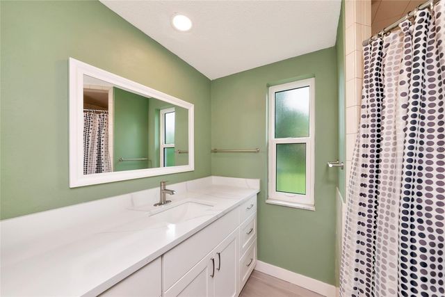 6211 CANARY STREET, Sarasota, FL 34241