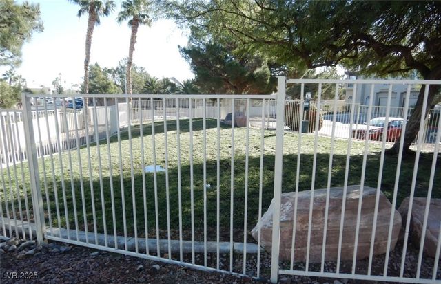 2607 Country Maple Avenue, Henderson, NV 89074